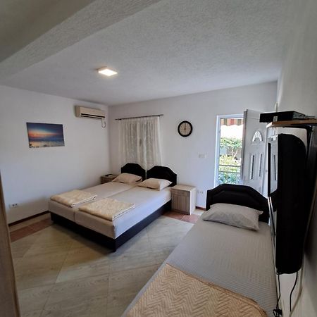 Apartmani Cavor Budva Exterior foto
